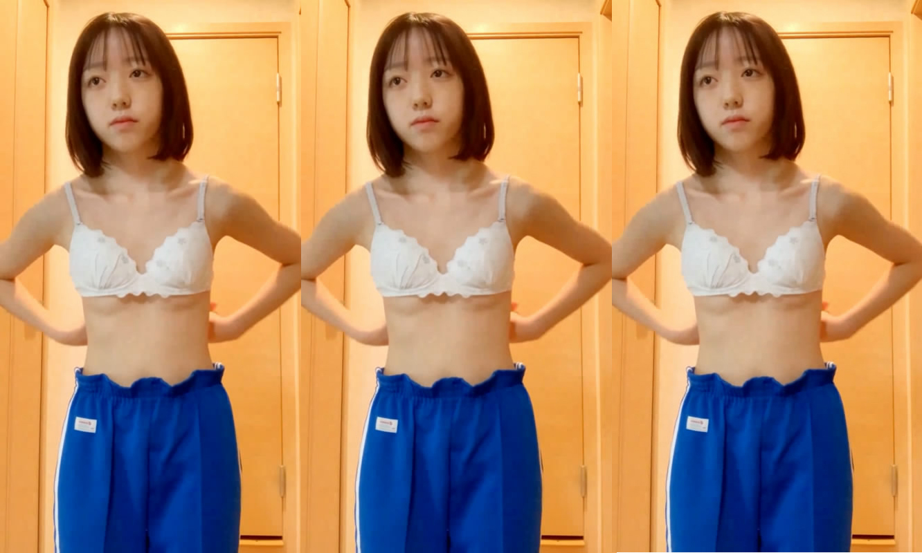 制服大學生妹妹思春期自摸 8