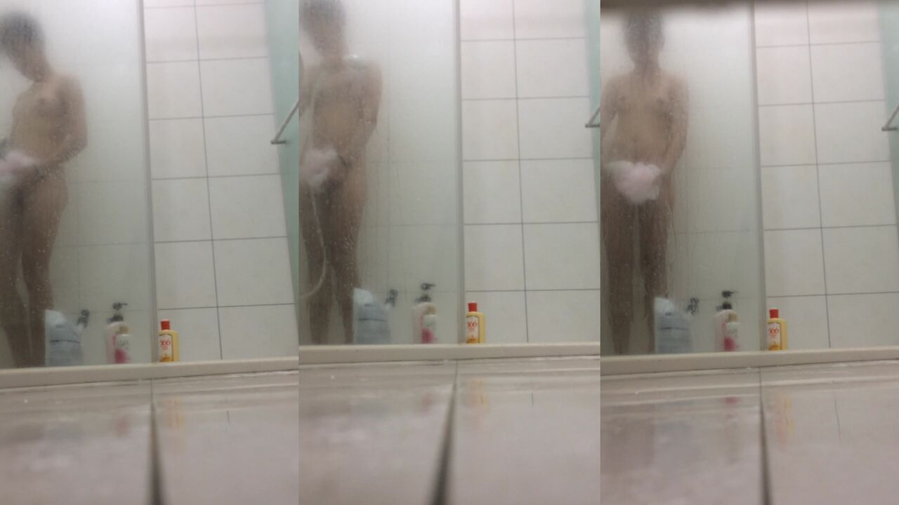 姊姊洗澡