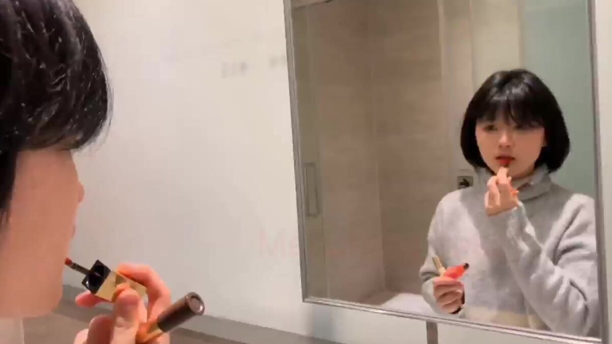 色女姜妤酒店拍照口交