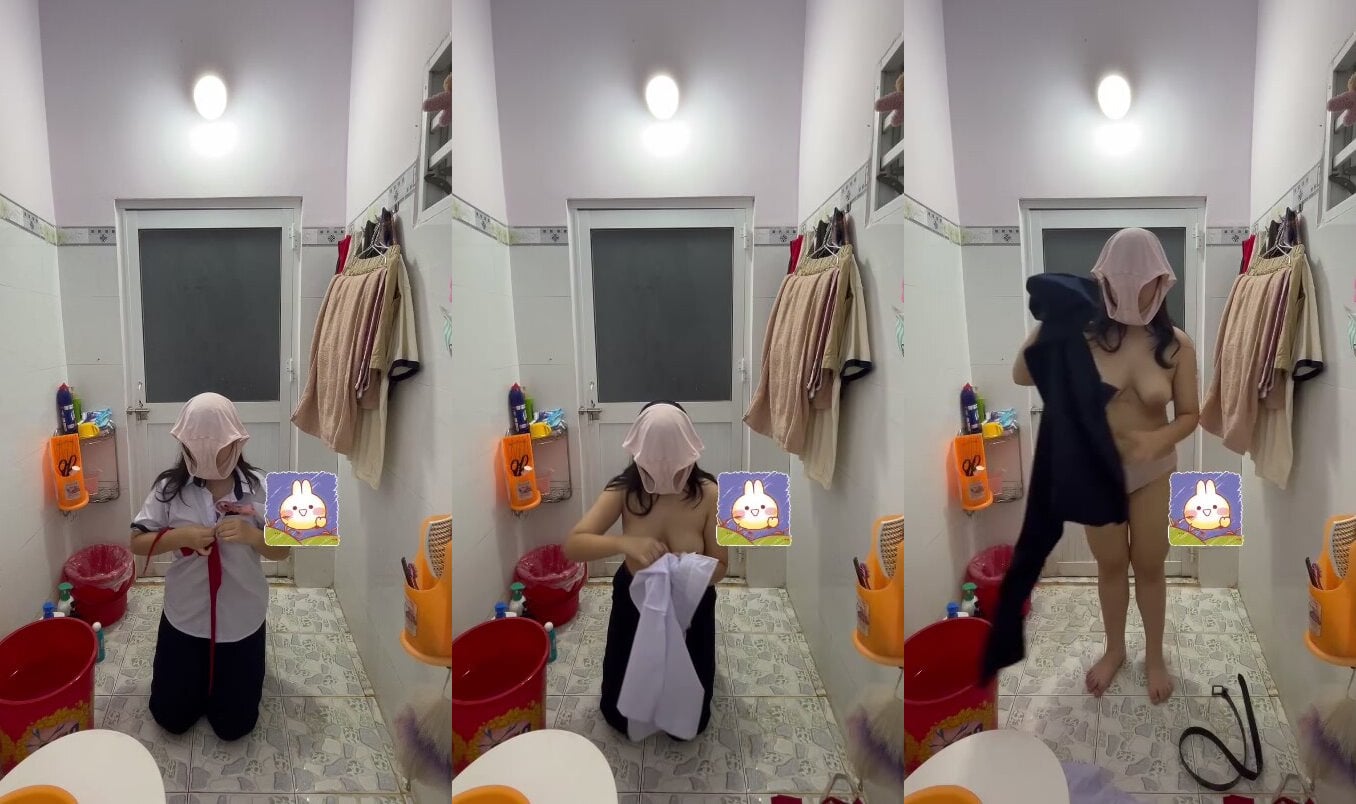 巨乳八字奶妹內褲套頭脫衣